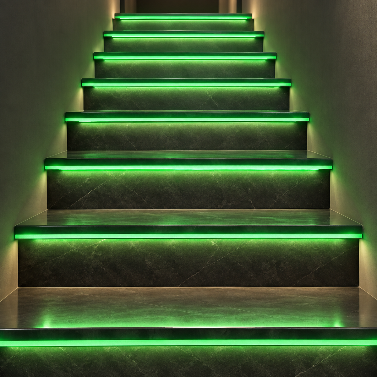 Anti-Slip Glow Tape 5 Meter (Pack of 1) – Glow in the Dark Self-Adhering Safety Tape